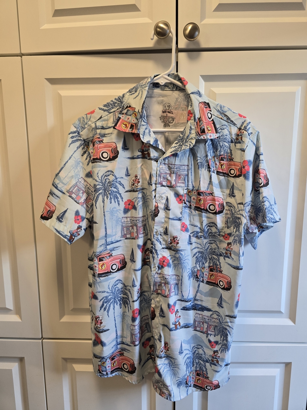 Buc-ee's Hawaiian Shirt Mens Small Blue Surf Floral Car Sail Button Up
